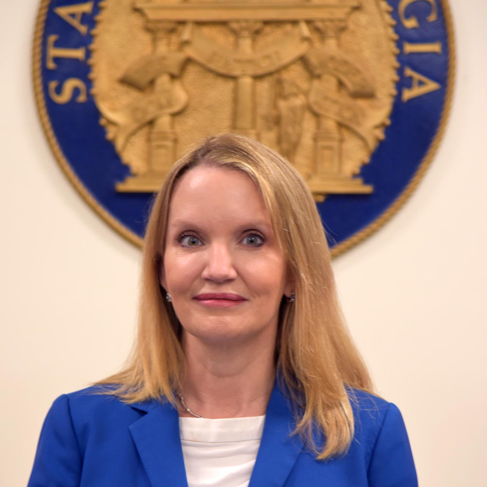 Linda Criblez Headshot